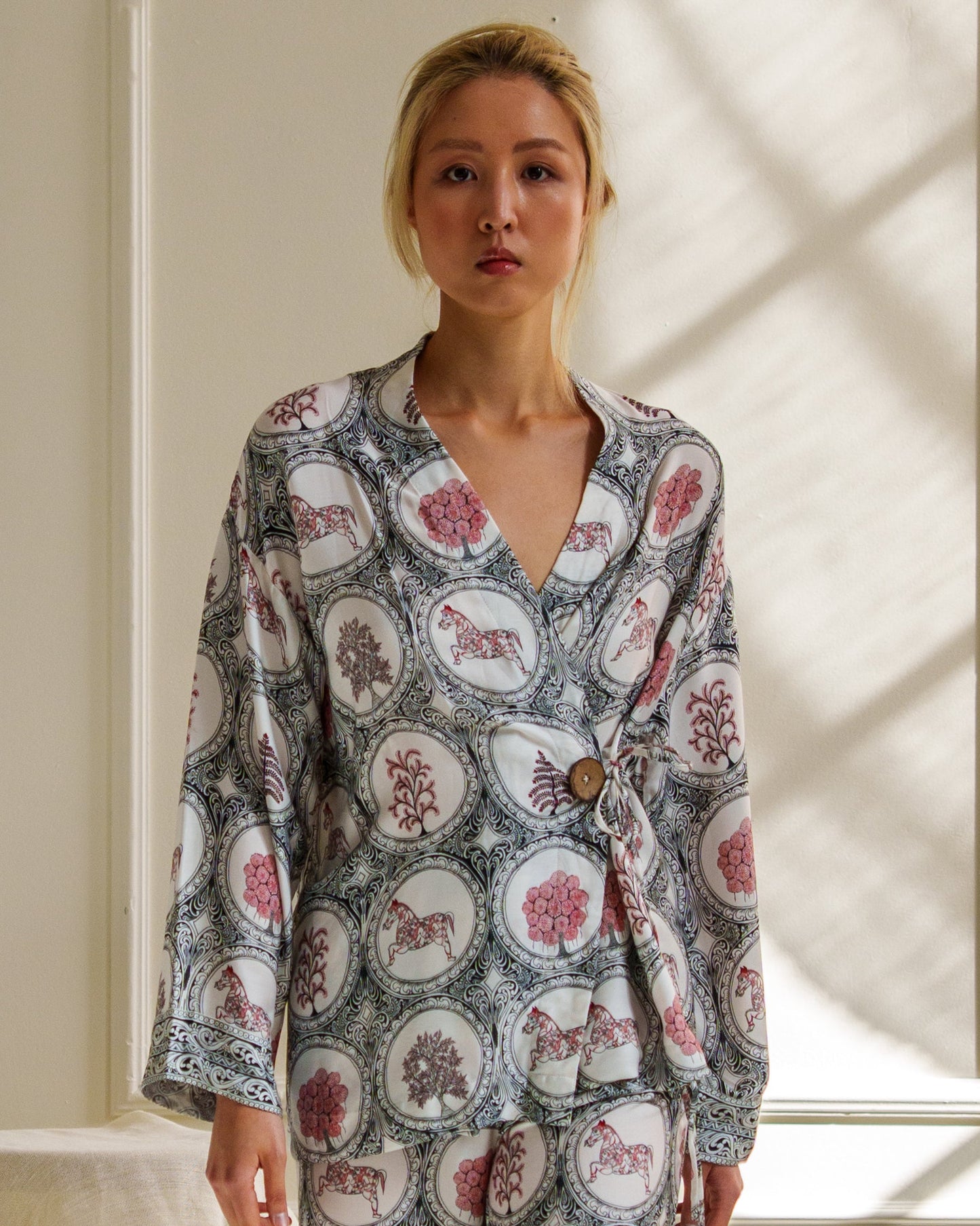 Pathachitra Horses tie Up Top