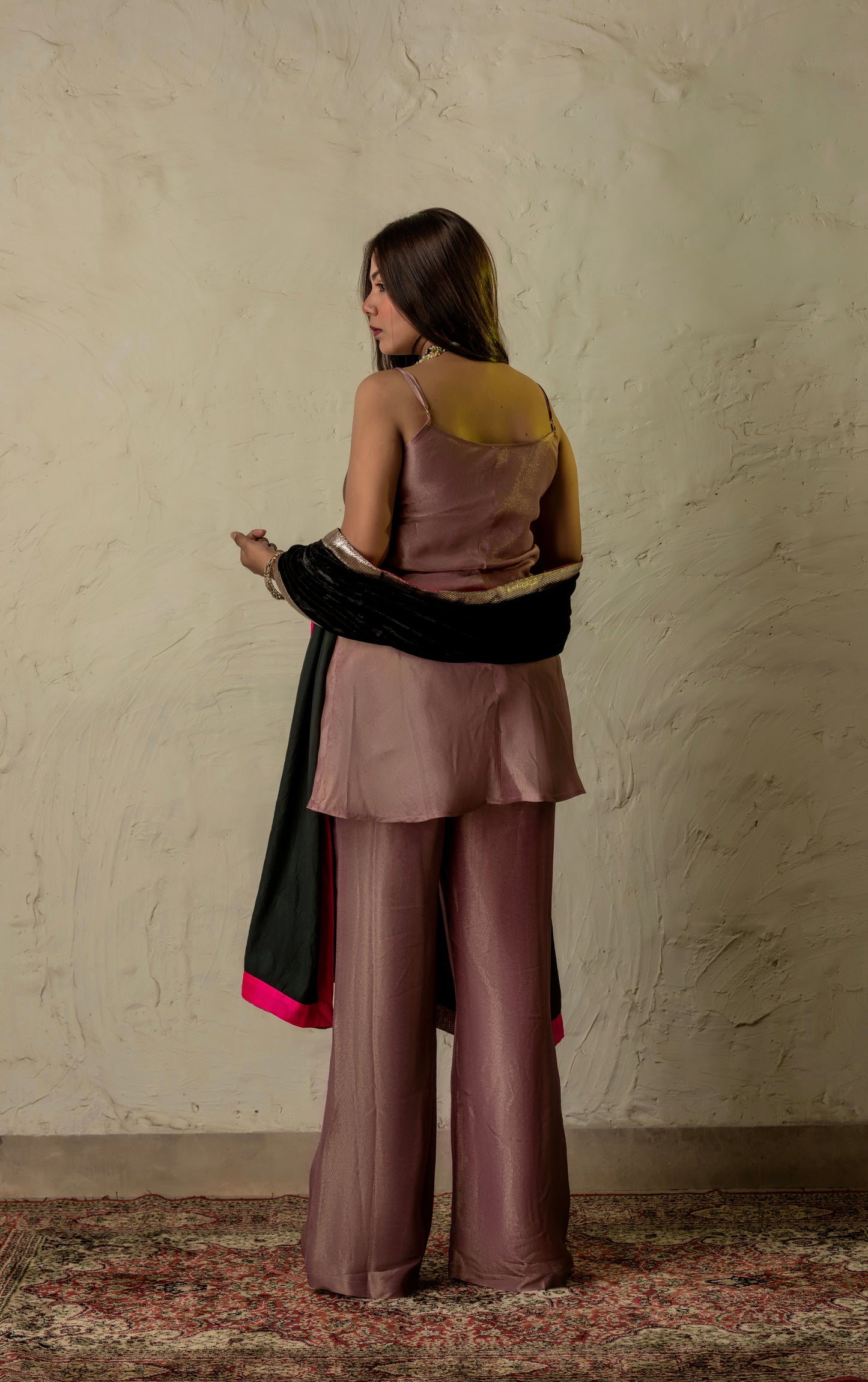 Gulnaar Suit Set