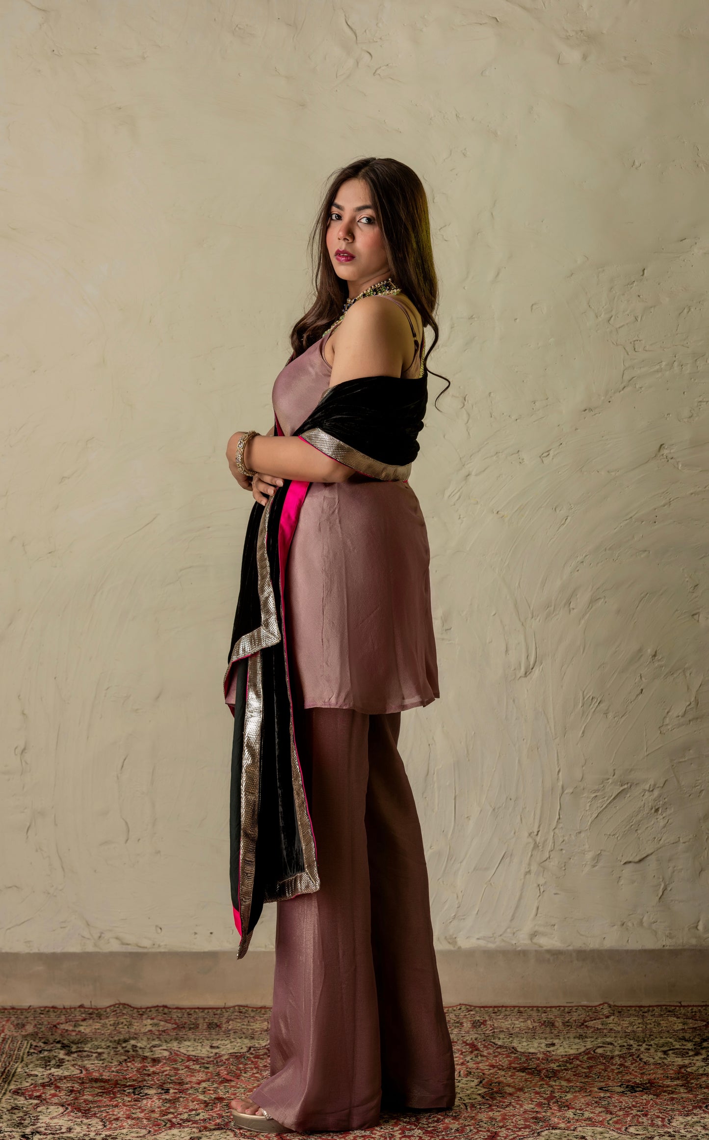 Gulnaar Suit Set