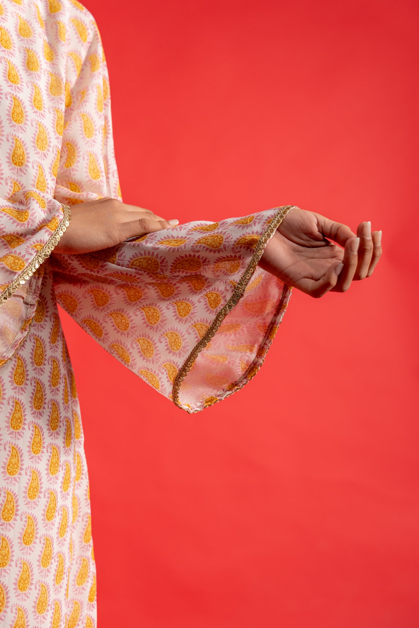 Noshnara Kaftan Kurta