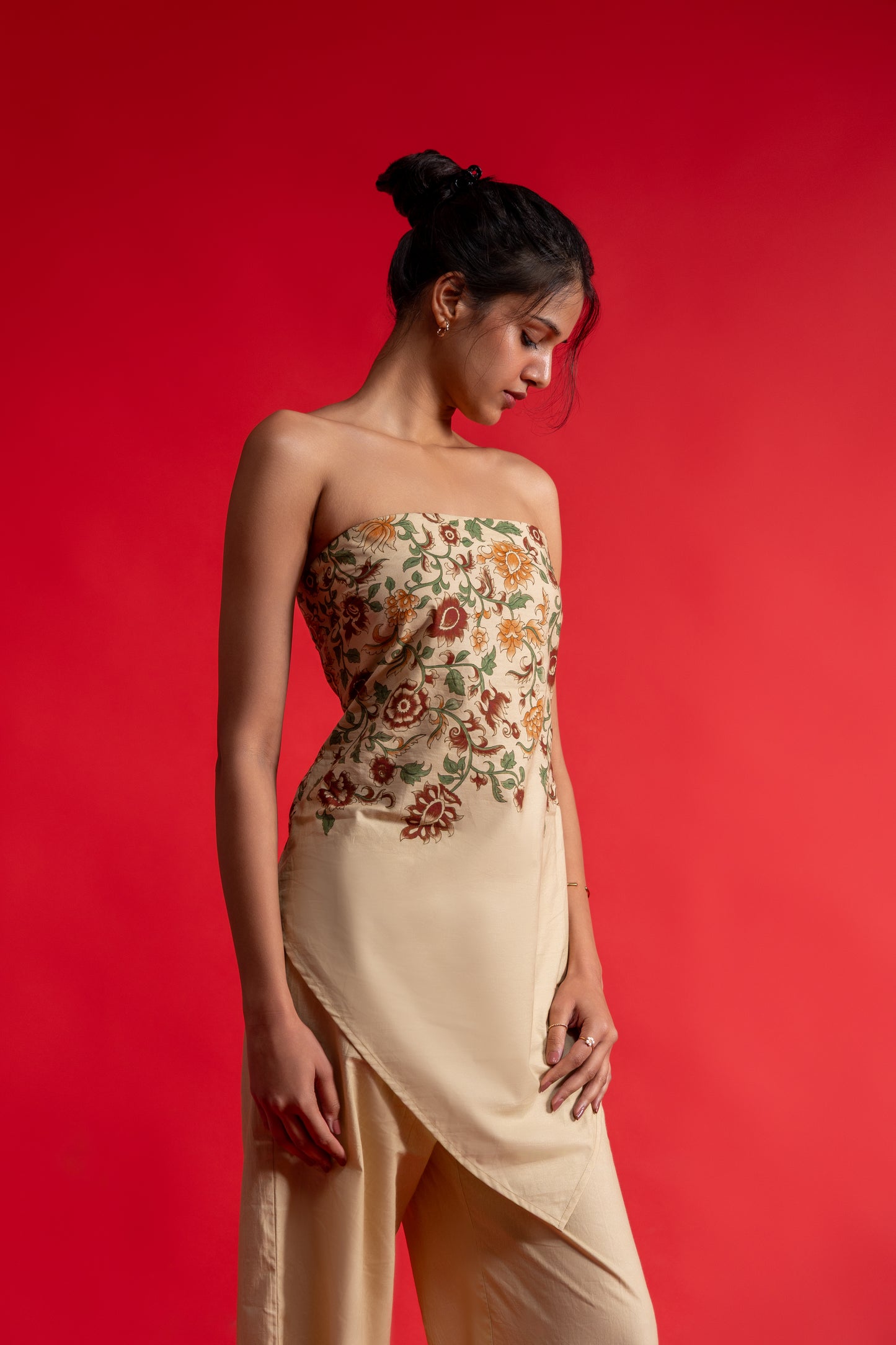 Phool Patti Tube top and pants set