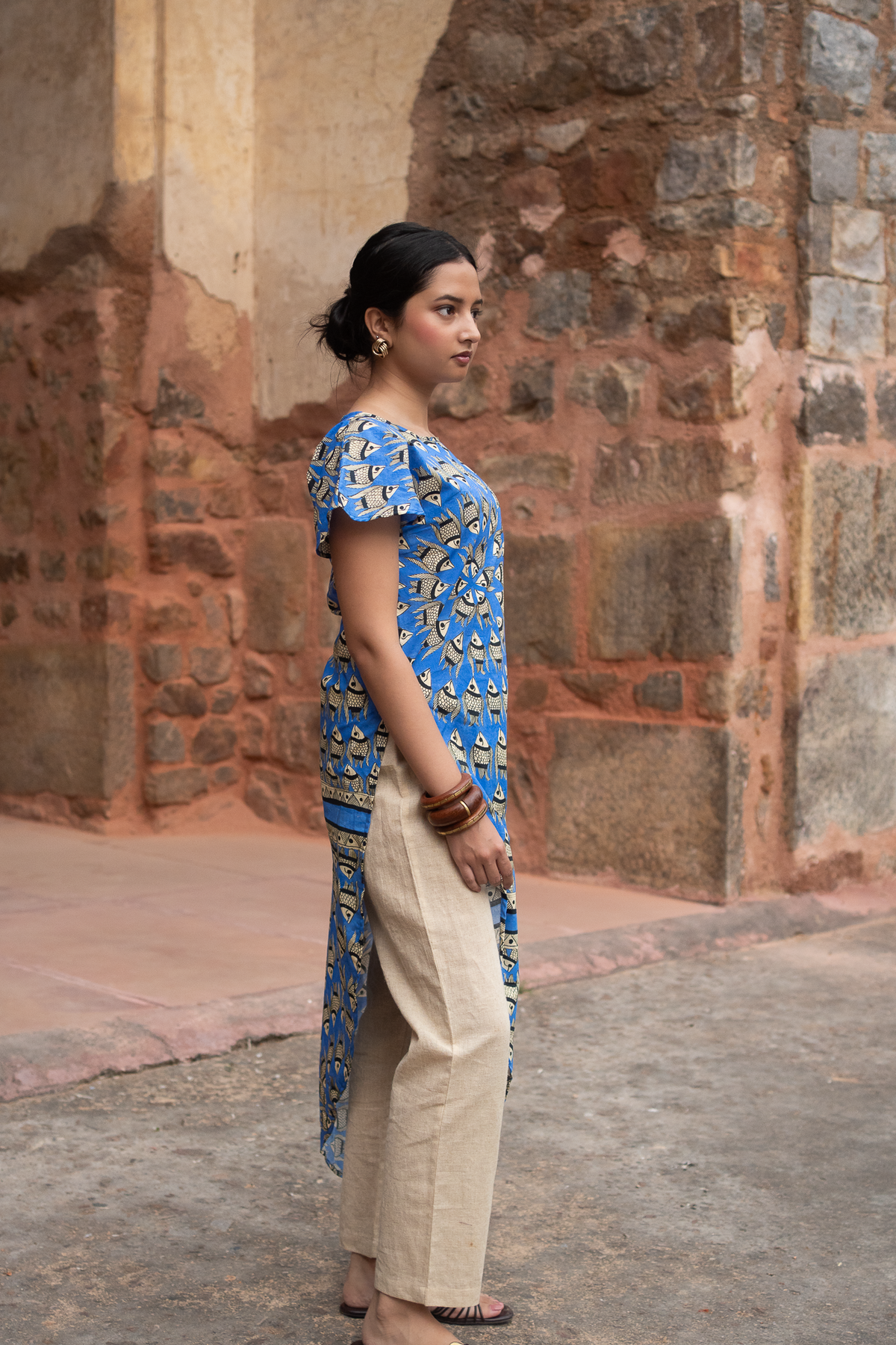 Matsya Spiral Assymetrical Kurta
