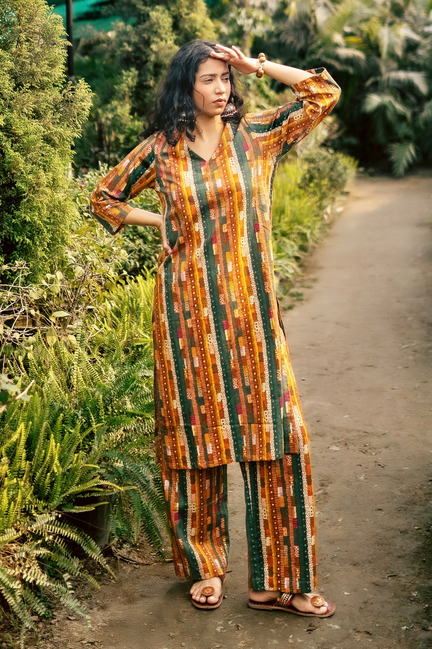 Gond Abstract Stripes Kurta Set (Set of 2)