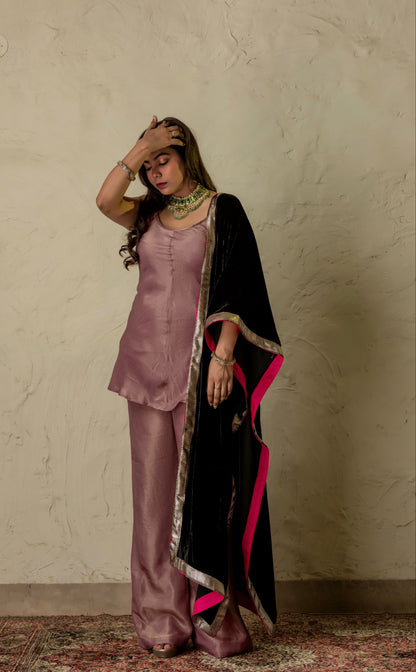 Gulnaar Suit Set