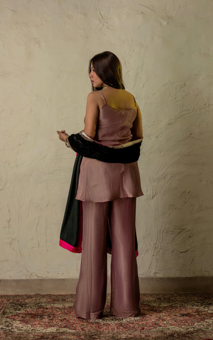 Gulnaar Suit Set