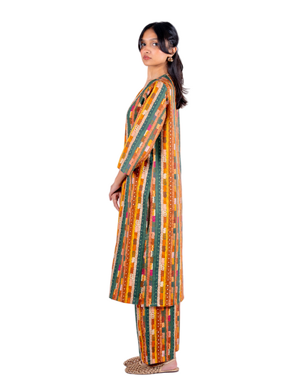Gond Abstract Stripes Kurta Set