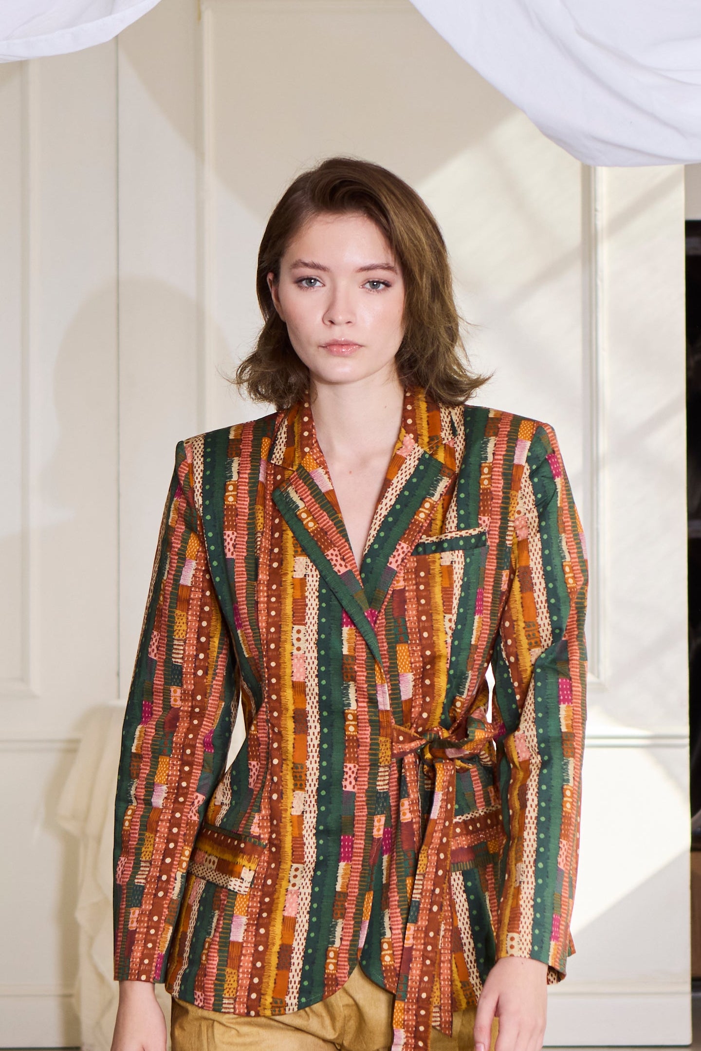 Gond Abstract Stripes Tie Up Blazer